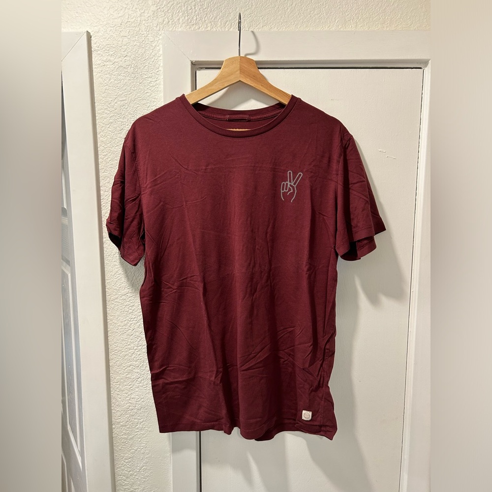 Marine Layer - Medium - Casual tee shirt